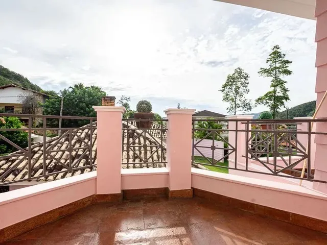 Imagem 5: Casa com 6 Dormitórios À Venda, 700 M² por R$ 3.850.000,00 - Piratininga - Niterói/Rj