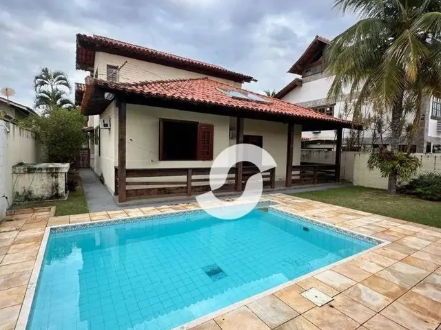 Imagem: Casa com 5 Dormitórios À Venda, 327 M²