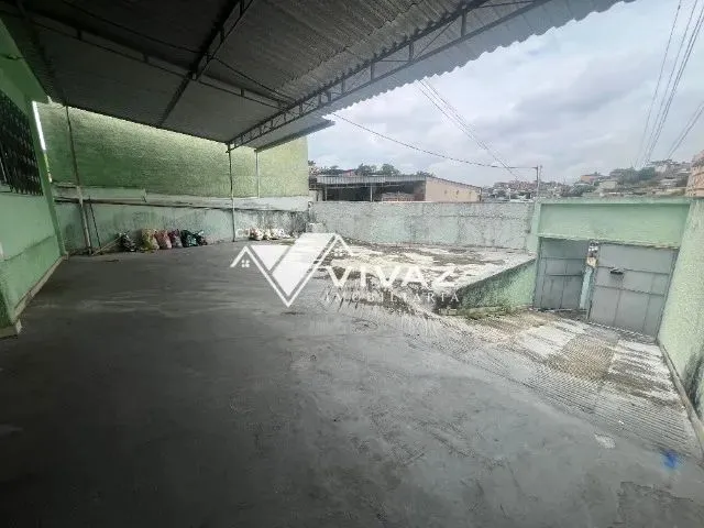 Imagem 4: Excelente Casa Ampla Totalmente Independente com Quintal e Garagem em Piedade