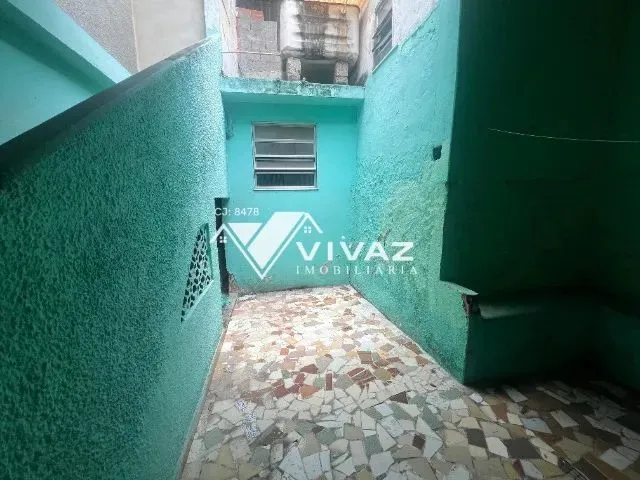 Imagem 12: Excelente Casa Ampla Totalmente Independente com Quintal e Garagem em Piedade