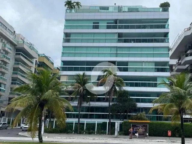 Imagem: Apartamento com 4 Dormitórios À Venda