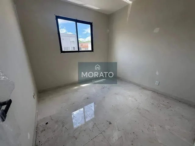 Imagem 13: Área Privativa com Três Quartos Sendo Um com Suíte e Elevador no Bairro santa Cruz