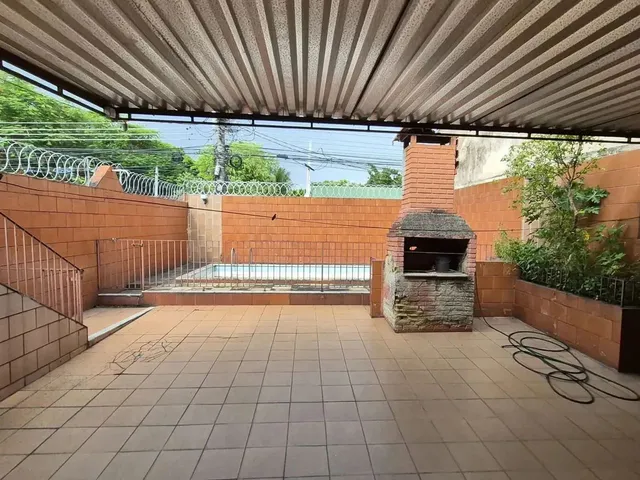 Imagem: Casa Frente de Rua e Totalmente Independente