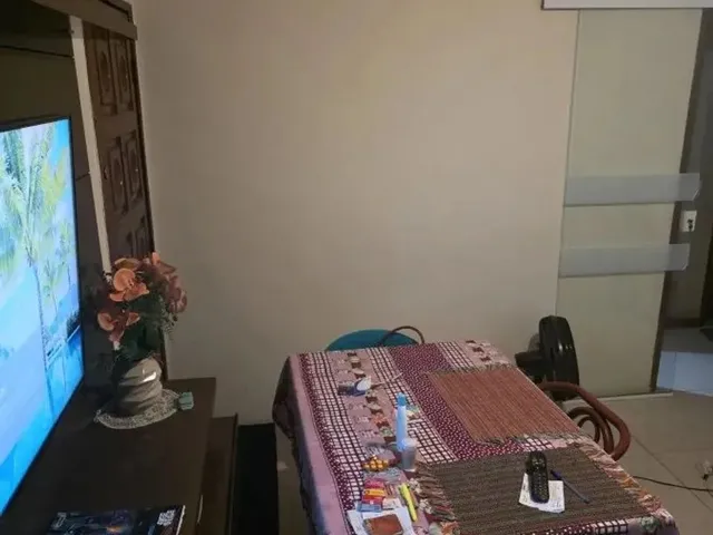 Imagem 2: Apartamento para Venda em Nilópolis, Centro, 2 Dormitórios, 1 Banheiro