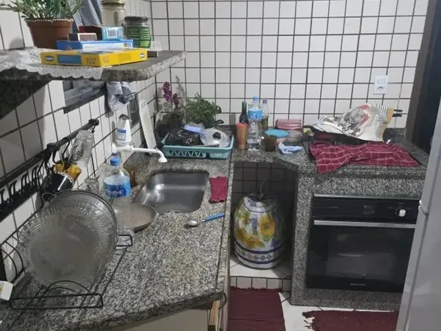 Imagem 16: Apartamento para Venda em Nilópolis, Centro, 2 Dormitórios, 1 Banheiro