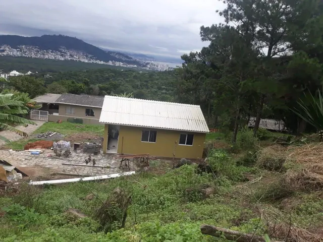 Imagem: Linda Casa no Sítio no Morro do Quilombo