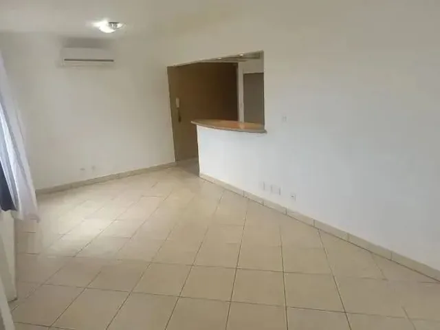 Imagem 3: Imóvel para Aluguel Tem 75 Metros Quadrados com 3 Quartos em Itacorubi - Florianópolis