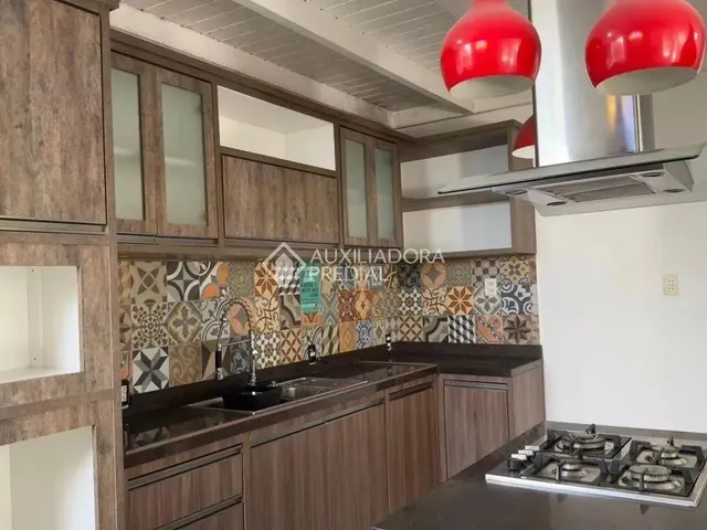 Imagem 6: Casa 5 Quarto(S), no Bairro Lagoa da Conceição
