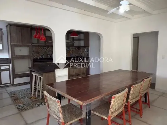 Imagem 9: Casa 5 Quarto(S), no Bairro Lagoa da Conceição
