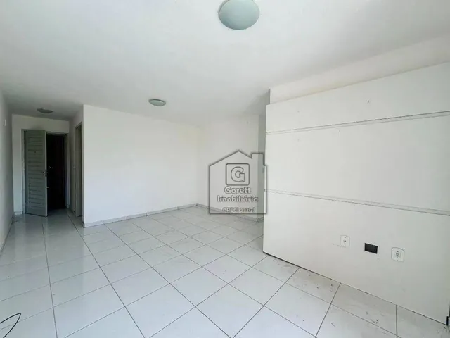 Imagem 12: Apartamento Semi Mobiliado para Alugar no Parque das Nações com 3 Quartos, Suíte E