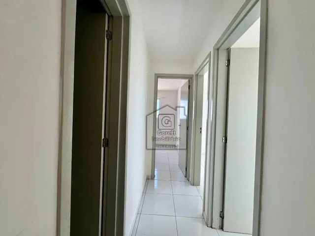 Imagem 13: Apartamento Semi Mobiliado para Alugar no Parque das Nações com 3 Quartos, Suíte E