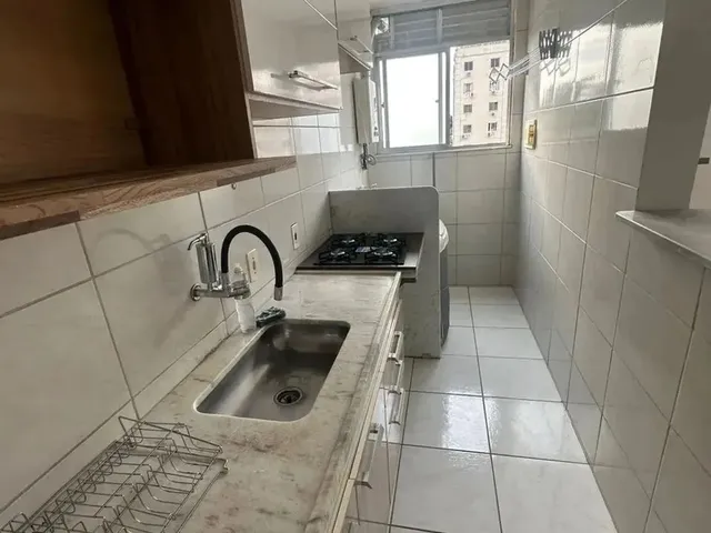 Imagem 5: Apartamento Dois Quartos Semi Mobiliado em Macaé