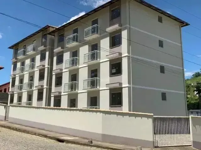 Imagem: Apartamento Excelente com Sacada e Garagem