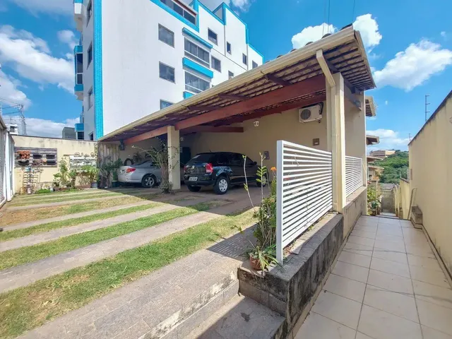 Imagem: Casa Geminada com Entrada Coletiva, 03 Quartos