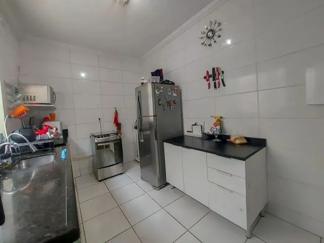 Imagem 16: Casa Geminada com Entrada Coletiva, 03 Quartos Sendo 01 com Suíte, 02 Vagas no Bairro