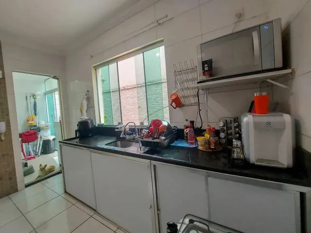 Imagem 8: Casa Geminada com Entrada Coletiva, 03 Quartos Sendo 01 com Suíte, 02 Vagas no Bairro