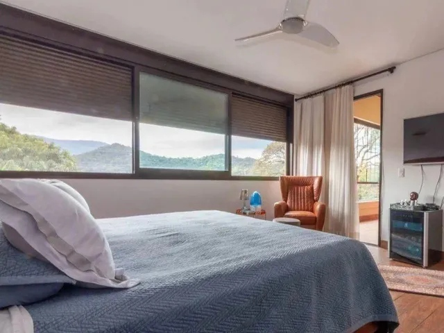 Imagem 2: Casa para Venda em Nova Lima, Ouro Velho Mansões, 4 Dormitórios, 3 Suítes, 5