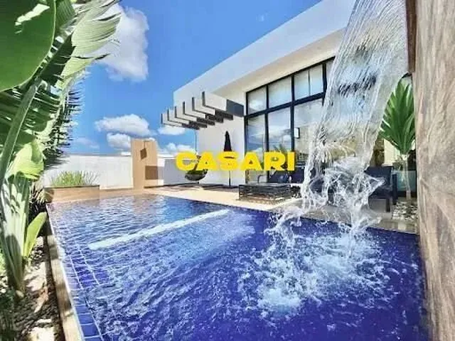 Imagem 9: Casa Mobiliada com 3 Dormitórios e Piscina À Venda no Ninho Verde Tatuí/Sp
