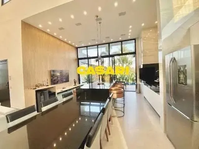 Imagem 6: Casa Mobiliada com 3 Dormitórios e Piscina À Venda no Ninho Verde Tatuí/Sp