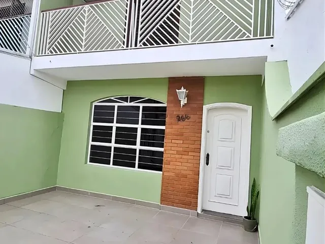 Imagem: Sobrado À Venda 3 Quartos e Quintal no