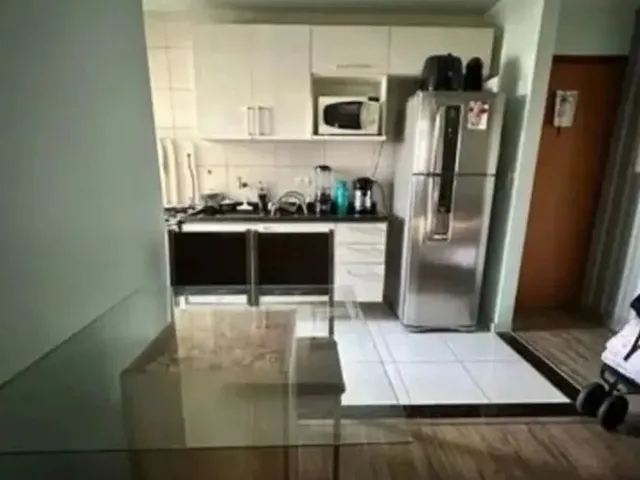 Imagem: O apartamento possui 2 Dormitórios, 1 Banheiro, 1 Vaga na
