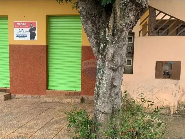 Imagem: Casa com Ponto Comercial a Venda no Interior