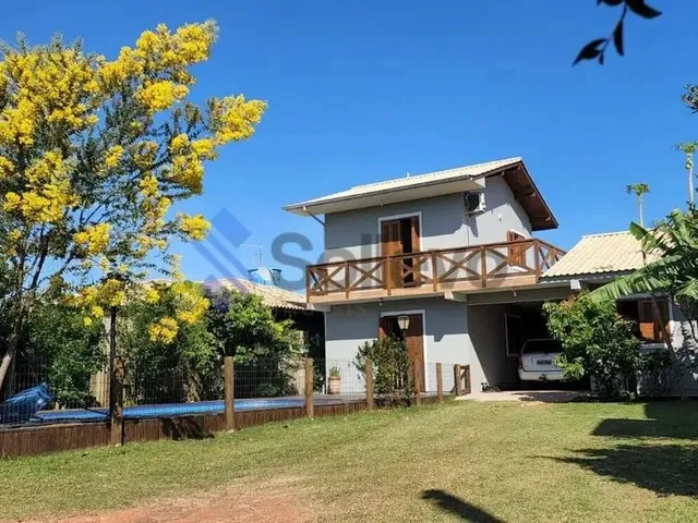 Imagem: Duas Casas Geminadas