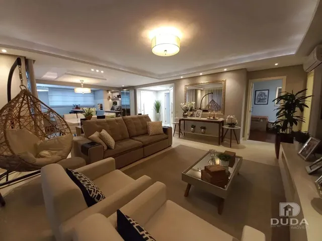 Imagem: O apartamento possui 4 Dormitórios, 3 Suítes, 2