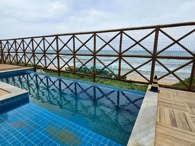 Imagem: Tríplex Beira Mar na Praia de Ipitanga