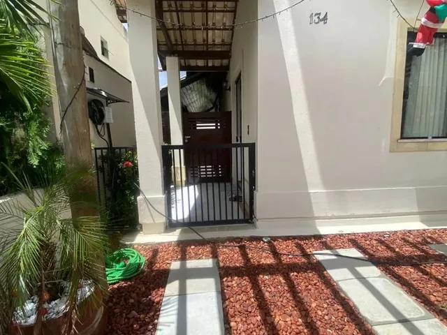 Imagem 5: Casa Sobrado na Entrada de Alphaville Litoral Norte