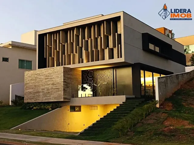 Imagem: Casa Duplex para Venda, 4 Suítes, 5 Banheiros