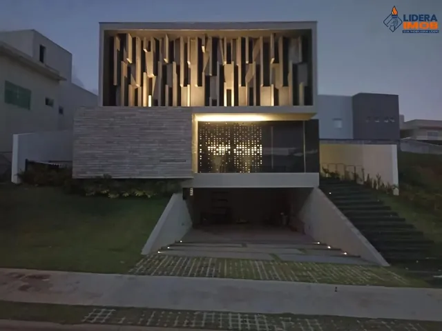 Imagem 7: Casa Duplex para Venda, 4 Suítes, 5 Banheiros, Área Total de 300 M², em Condomínio