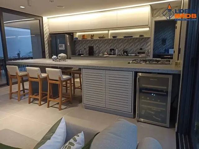 Imagem 9: Casa Duplex para Venda, 4 Suítes, 5 Banheiros, Área Total de 300 M², em Condomínio