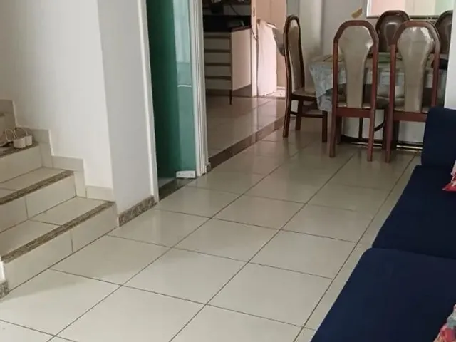 Imagem 13: Casa Triplex no Calçadão de Villas