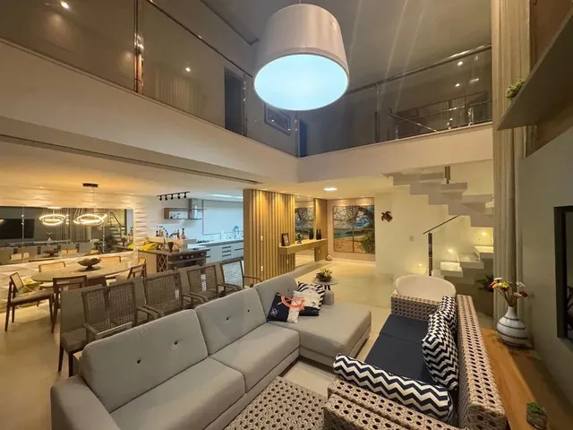Imagem: Casa À Venda em Condomínio com 4/4. Guarajuba