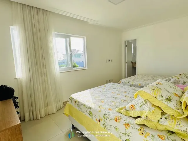 Imagem 2: Imóvel para Venda Tem 252 Metros Quadrados com 5 Quartos em Barra do Jacuípe