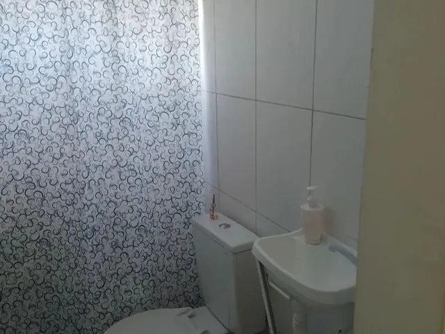 Imagem 10: Casa com 2 Quartos em Condomínio Fechado