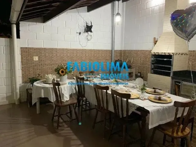 Imagem 3: Casa a Venda Condomínio Estrada do Coco, Abrantes