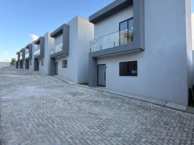 Imagem: Casas 4 Quartos na Estrada do Côco