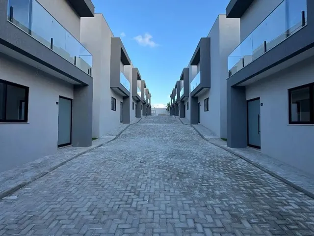 Imagem 5: Casas 4 Quartos na Estrada do Côco