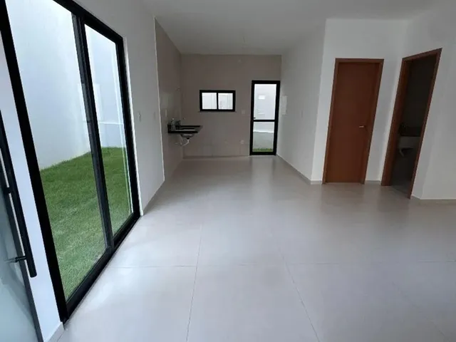 Imagem 9: Casas 4 Quartos na Estrada do Côco