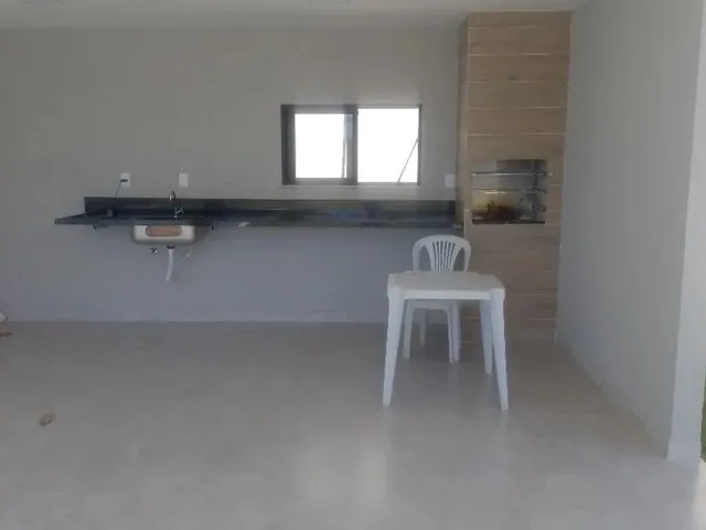 Imagem 7: Casas 4 Quartos na Estrada do Côco