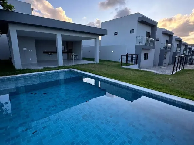 Imagem 13: Casas 4 Quartos na Estrada do Côco