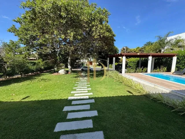 Imagem 3: Busca Vida Vendo Casa com Piscina, Área Verde, 930 M² de Terreno, 5 Suítes, Em