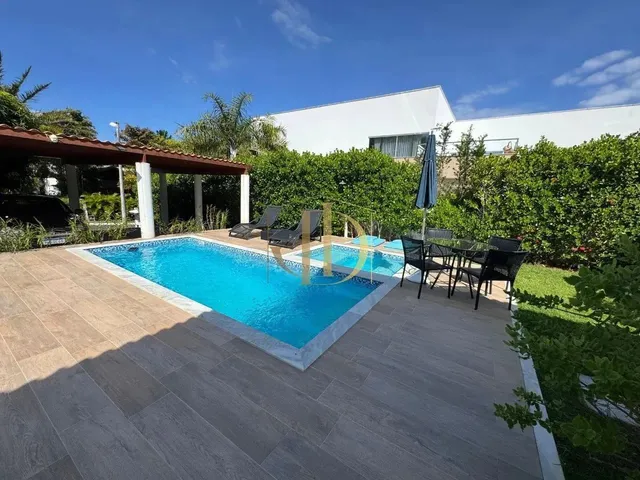 Imagem 4: Busca Vida Vendo Casa com Piscina, Área Verde, 930 M² de Terreno, 5 Suítes, Em