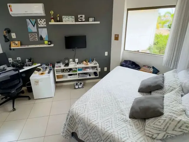 Imagem 3: Imóvel para Venda com 321 Metros Quadrados com 4 Quartos em Centro - Lauro de Freitas