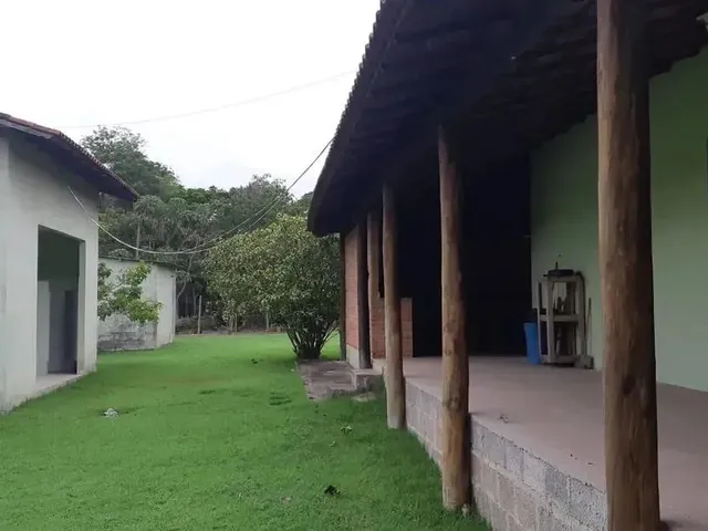 Imagem 9: Belíssima Chácara À Venda com 5.000 M², Área Verde, 3 Quartos e Conforto E