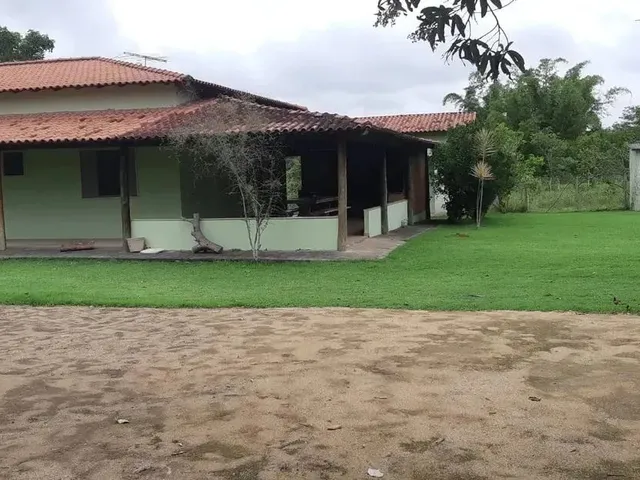 Imagem 11: Belíssima Chácara À Venda com 5.000 M², Área Verde, 3 Quartos e Conforto E