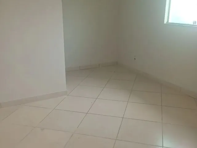 Imagem 2: Salas Comerciais Próximo Ao Centro de Neves