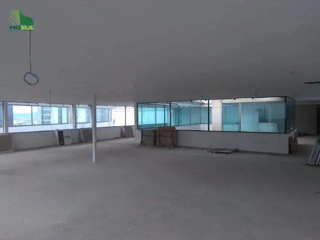 Imagem: Salão À Venda, 500M², com 8 Vagas Cobertas